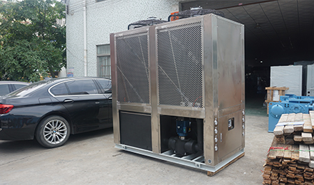 冷水機壓縮機出現(xiàn)結冰現(xiàn)象該如何進行解決？